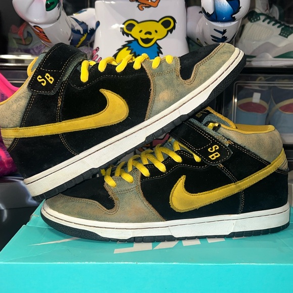 Nike SB Dunk Mid ‘Asbury Park’ size 10M Sneakers - Picture 1 of 5